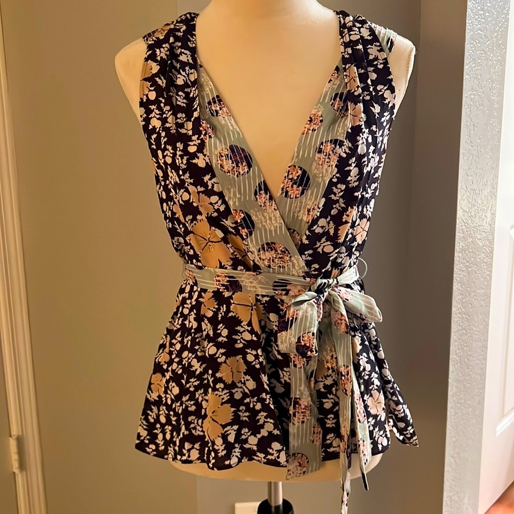 Anthroplogie sleeveless wrap blouse